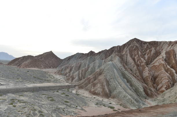 istock Geomorphic Scenery Desert in Xinjiang, China 2186549222