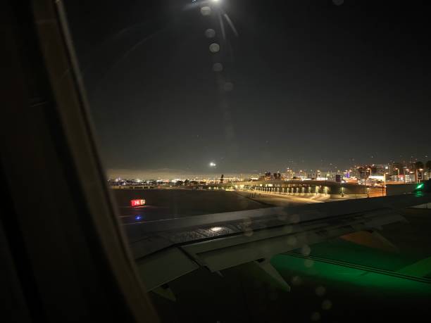 istock night landing in city 2186566163