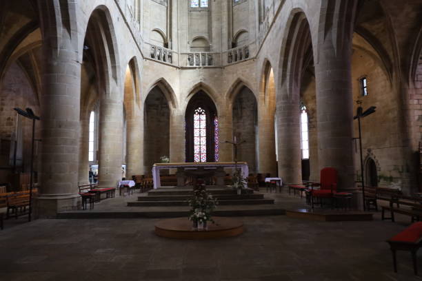 istock Dinan - Saint-Malo church 2186733072
