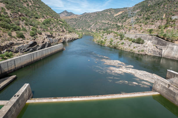 istock Douro River next to the Valeira hydroelectric dam 2186760513
