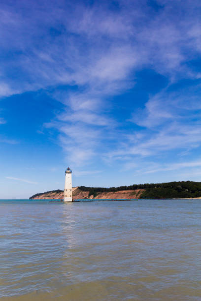 istock Elberta Beach, Michigan in Summer 2186809917