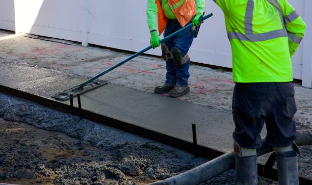 istock Smooth finish on the freshly poured concrete 2186841130