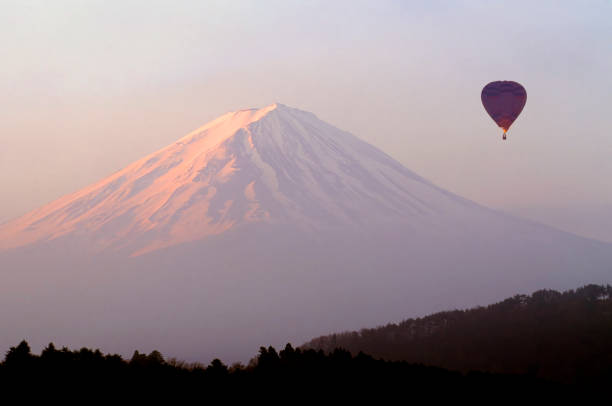 Japan Tokyo, Mount Fuji with hot air balloon