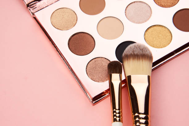 istock cosmetic accessories eyeshadow accessories makeup brushes merchandise collection professional cosmetics 2187012663