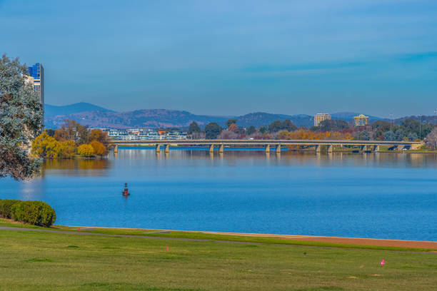 istock An Autumn day at Lake Burley Griffin 2187068402