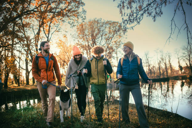 istock A group of friends on a hike 2187076318