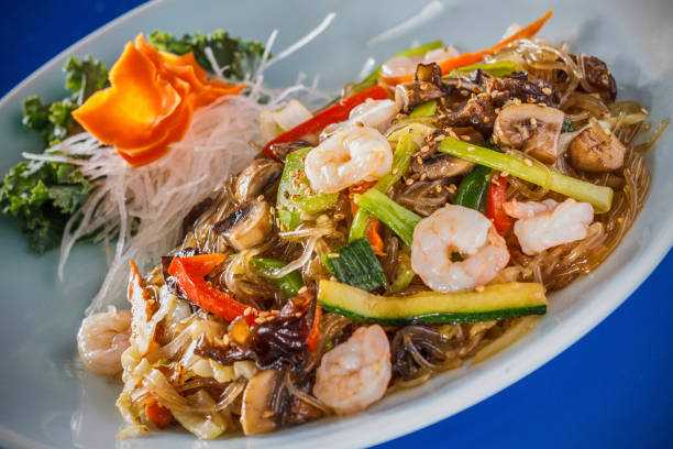 istock Shrimp Stir Fry with Cellophane Noodles 2187125183