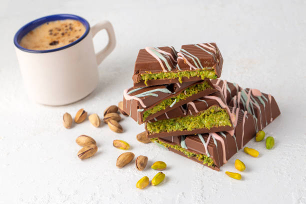 istock Trend Dubai chocolate with pistachio paste and kataifi dough. 2187132106