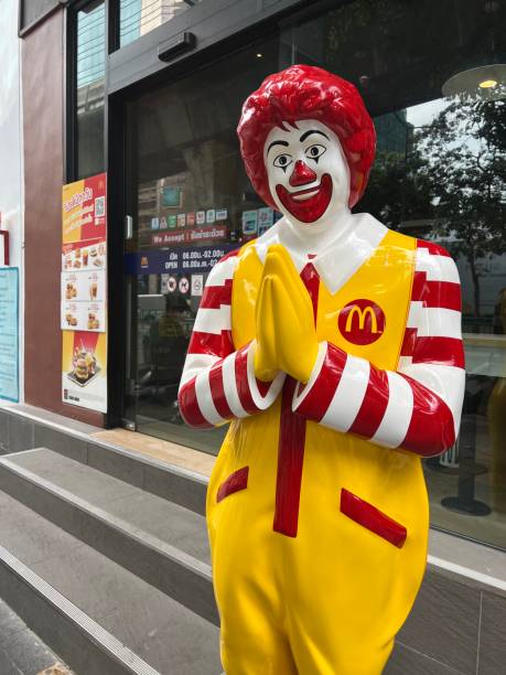 August 19, 2008 - Des Plaines, IL, USA: Sign at the first McDonald's franchise, opened by Ray Kroc on April 15, 1955 in Des Plaines, IL. Speedee is holding a 15-cent sign.