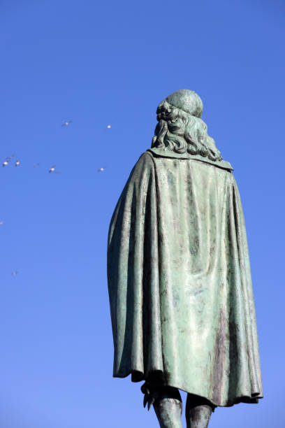 statue commemorating grand pensionary Johan de Witt on Plaats in The Hague. It was erected in 1916, it was created by sculptor Frederik Engel Jeltsema (1879); The Hague, Netherlands