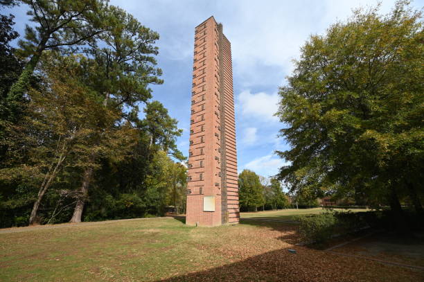 istock Monument to Jamestown which was created in 1607 in Virginia. 2187291752
