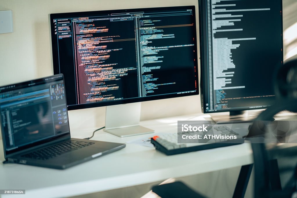 It Workspace For Software Development Featuring Code Debugging And ...