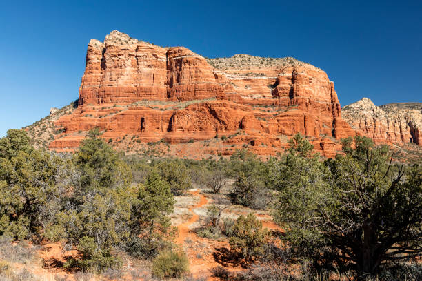 istock Courthouse Butte, Sedona, Arizona 2187345223