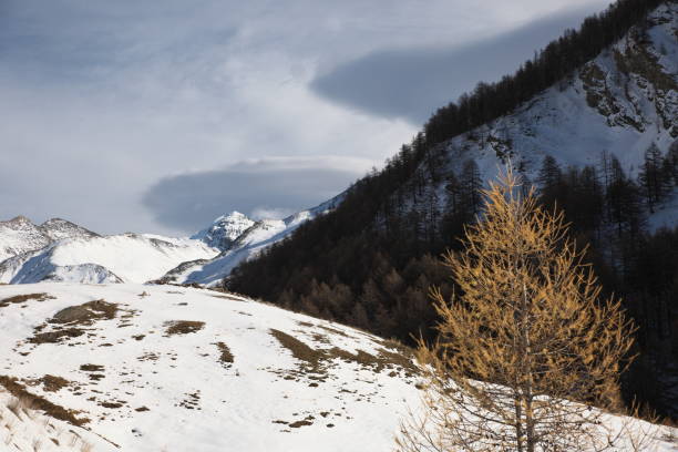 istock Lenticular cloud over the Bric de Rubren 3340m; Saint-Paul-sur-Ubaye 2187420996