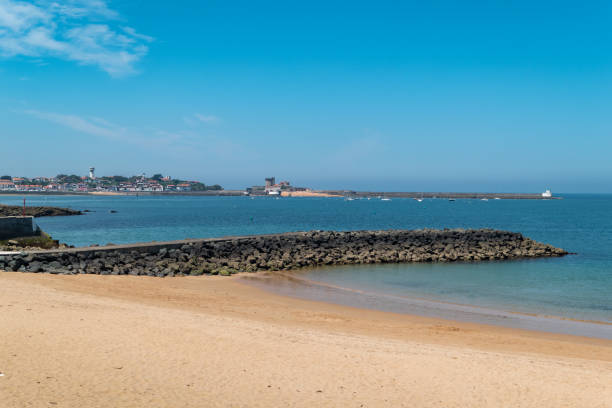 istock Breakwater on Saint Jean de Luz beach 2187422658