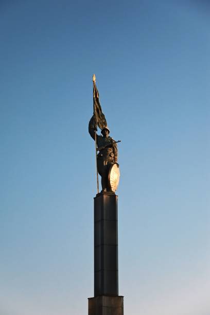 istock Soldier Monument Against Blue Sky 2187489451