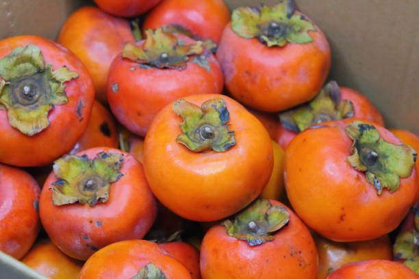 istock Various ways to enjoy: How to eat persimmons 2187638850