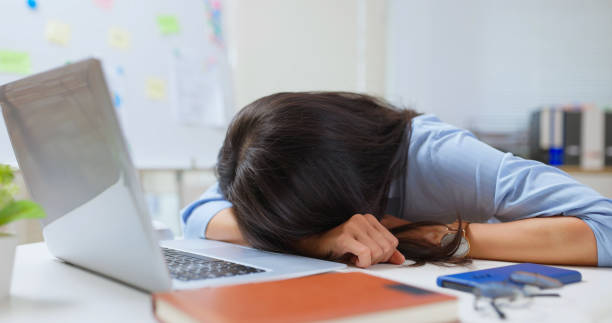 istock businesswoman sleepy doze bored 2187648556