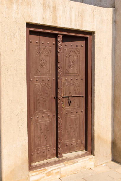 istock Rundgang durch Old Town Dubai 2187683006