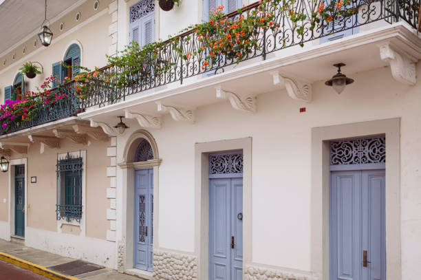istock Charming Colonial Building with Flower-Adorned Balcony in Panama 2187714583