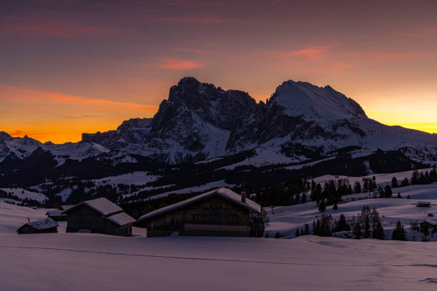 istock Sonnenaufgang auf der Seiser Alm 2187725057