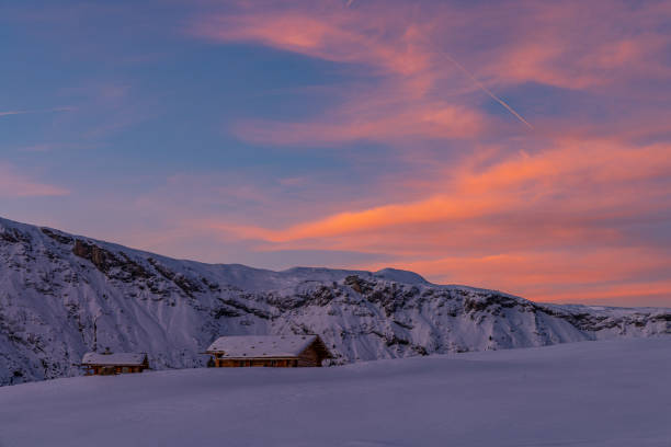 istock Sonnenaufgang auf der Seiser Alm 2187725627