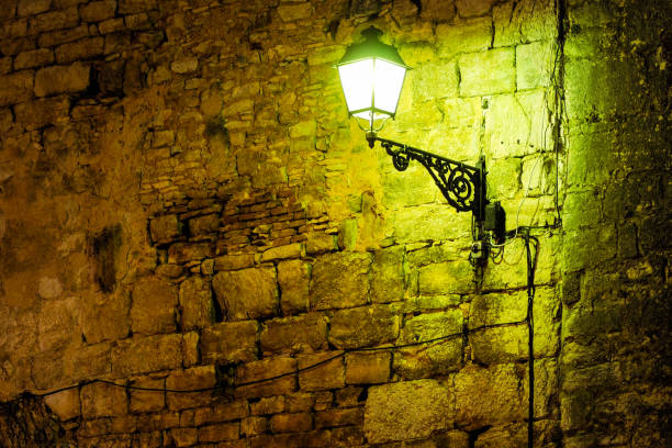 Nuit tombante sur le village de Rocamadour, dans le Lot