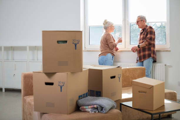 istock Senior couple moving house 2187824203