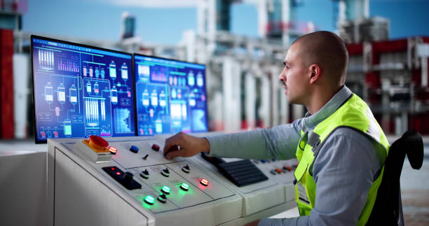 istock Oil And Gas Engineer 2187983040