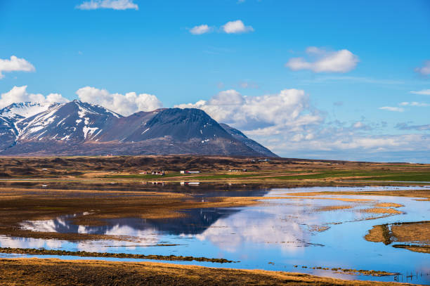 istock iceland nature sceneries 2188001353