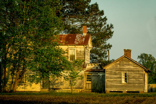 istock Ramshackle House Enjoys its Moment in the Sun 2188023244