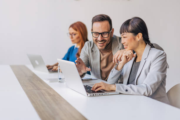 istock A business team working in the office 2188100132