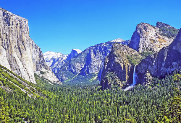 istock Yosemite Valley, California 2188162060