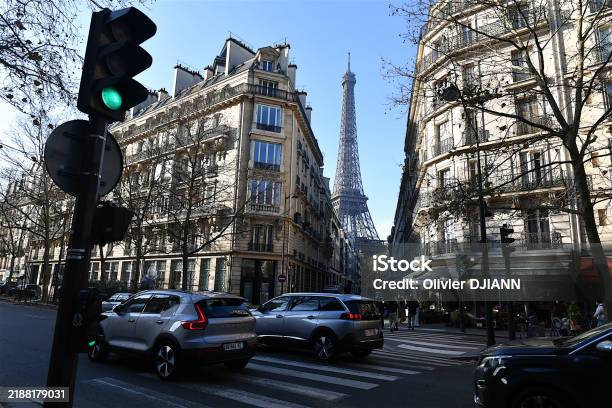 The Eiffel Tower Paris France Stock Photo - Download Image Now - Architecture, Autumn, Building Exterior