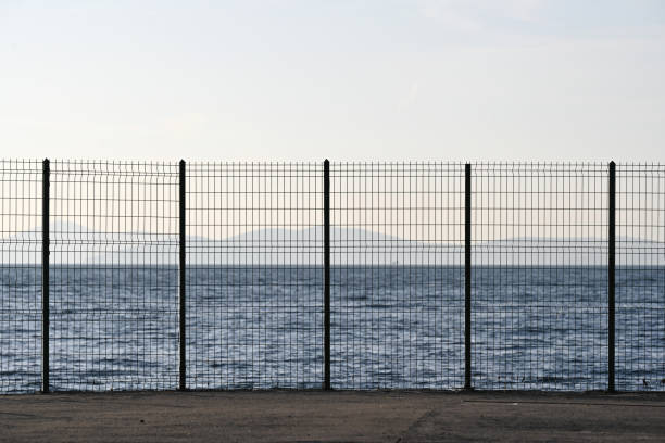 Sea and wire fences