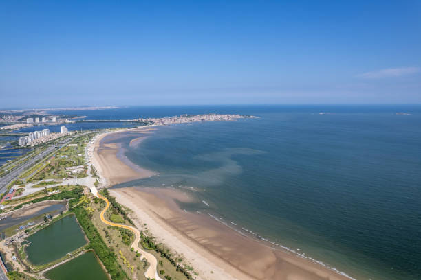istock Overview of coastal road traffic 2188287718