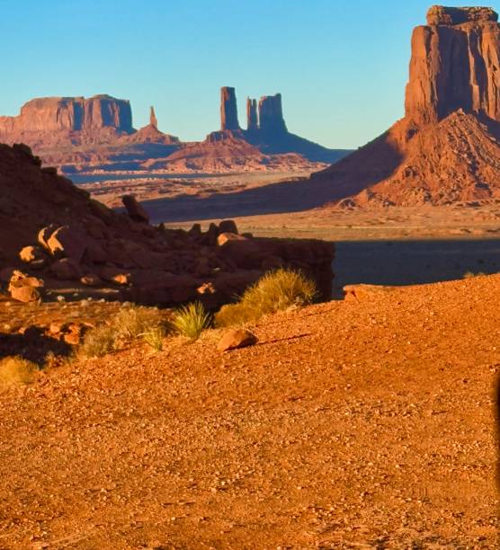 Located in Utah and Arizona, Monument Valley is a collection of crimson mesas and towering sandstone buttes.