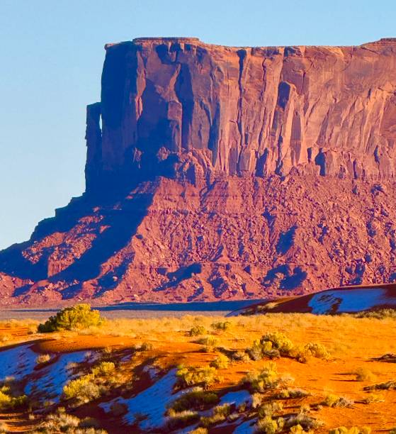 Located in Utah and Arizona, Monument Valley is a collection of crimson mesas and towering sandstone buttes.