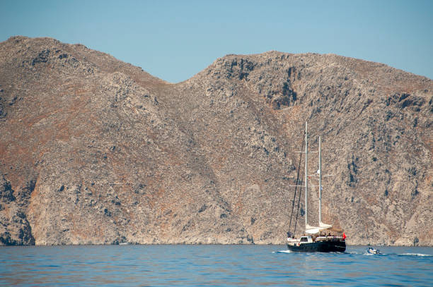 Yacht heading towards the island