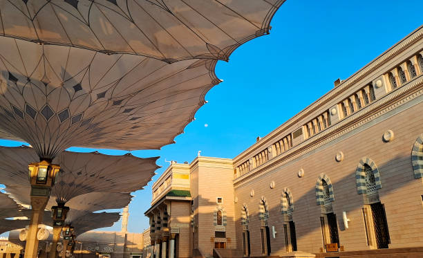 istock Masjid An Nabawi Exterior Building 2188484343