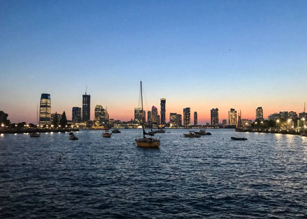 manhattan skyline at dusk