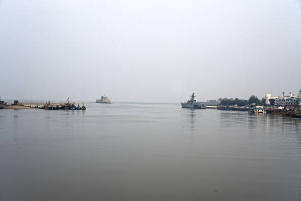 Situated on a small island, the town of Diu in Gujarat offers a unique blend of pristine beaches, Portuguese heritage and a relaxed atmosphere, ideal for travellers seeking serenity.