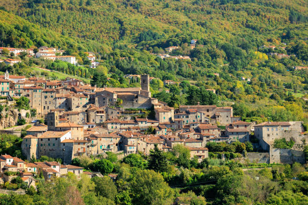 istock Santa Flora, Tuscan medieval town 2188803280