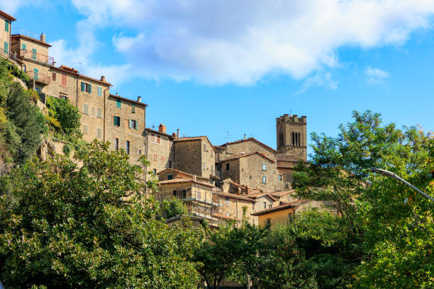 istock Santa Flora, Tuscan medieval town 2188803283