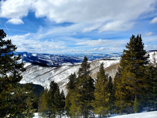 istock Fourteeners 2188808198