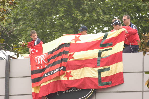 supporters screaming at the stadium