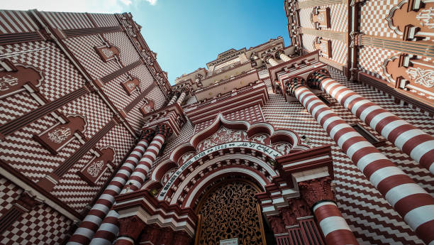 istock The Jami Ul-Alfar Mosque in Colombo, Sri Lanka 2188925748