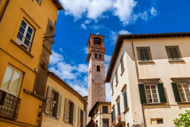 istock Lucca historic center alley 2188991185
