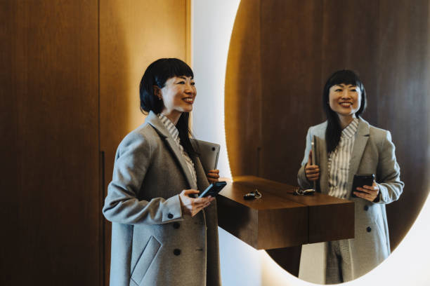 istock Businesswoman preparing for job 2189012571