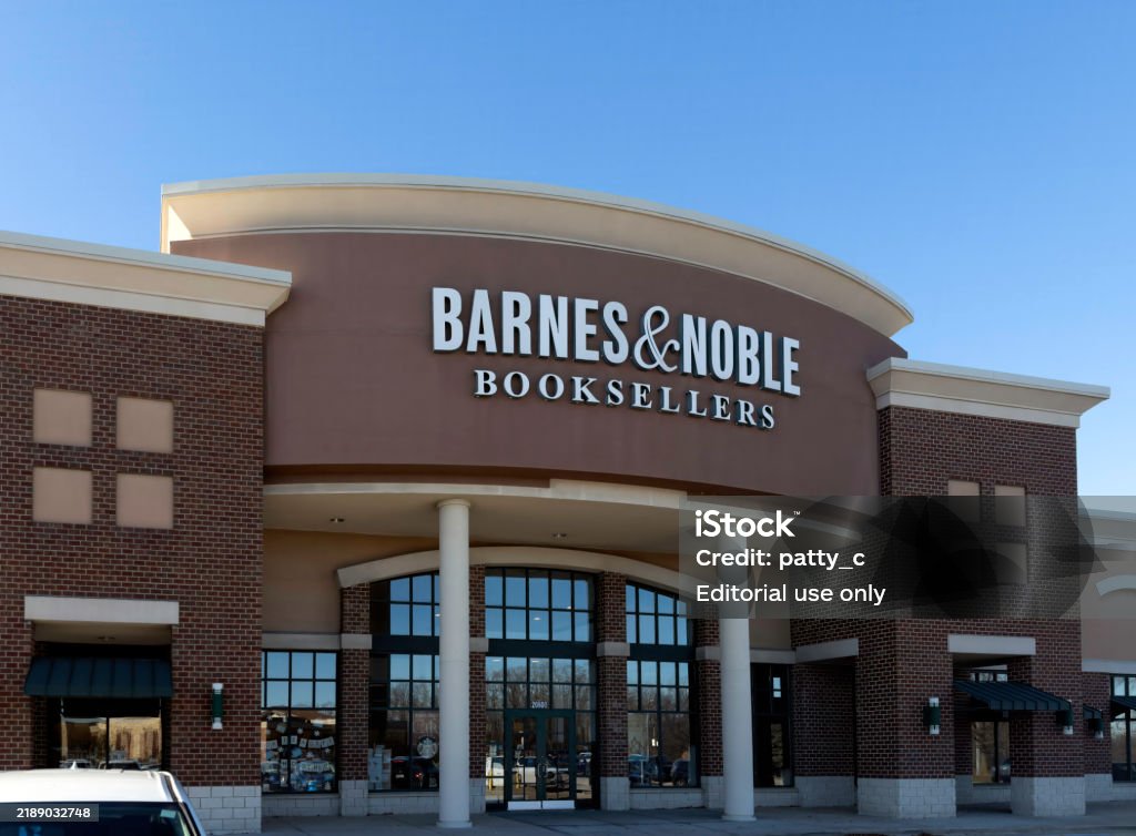 Barnes & Noble Booksellers Deer Park, IL, USA - December 5, 2024: Barnes & Noble Booksellers is an American bookseller. It has the largest number of retail outlets in the United States. This bookstore is in the Deer Park Town Center. American Culture Stock Photo Barnes & Noble Booksellers Deer Park, IL, USA - December 5, 2024: Barnes & Noble Booksellers is an American bookseller. It has the largest number of retail outlets in the United States. This bookstore is in the Deer Park Town Center. American Culture Stock Photo